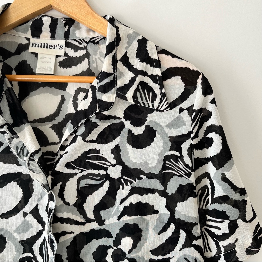 Vintage Millers Sheer Button Up Blouse Size 14 - Picture 2 of 6